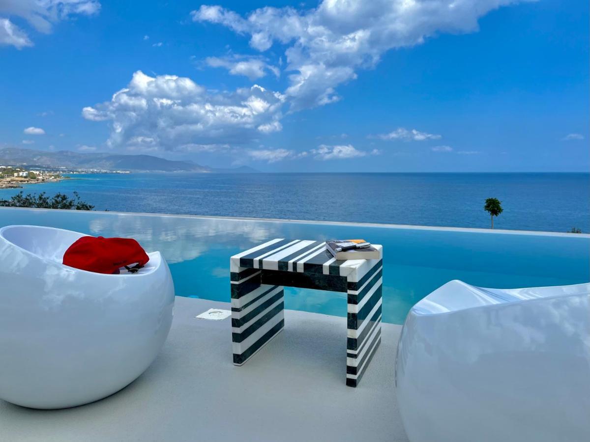 Kuro Beach House - Oceanfront Luxury & 25M Pool Achlia Ngoại thất bức ảnh